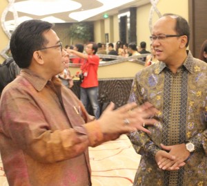 Ketua Umum Kadin Jabar Agung Suryamal bersama kandidat Rosan P. Roeslani